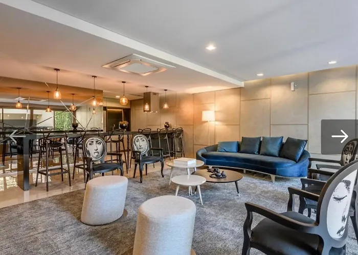 Modern Lucas By Yoo Porto Alegre